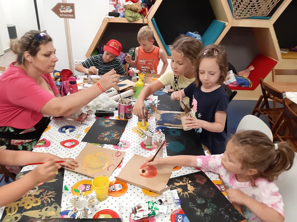 66229872_10216413464546759_3986466976313638912_n